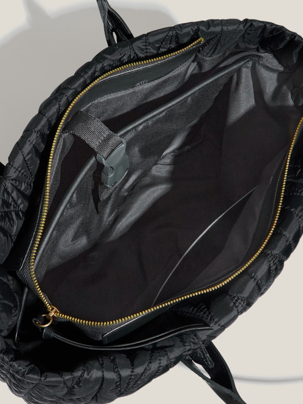 Bolsa Sport Nylon e PU Premium