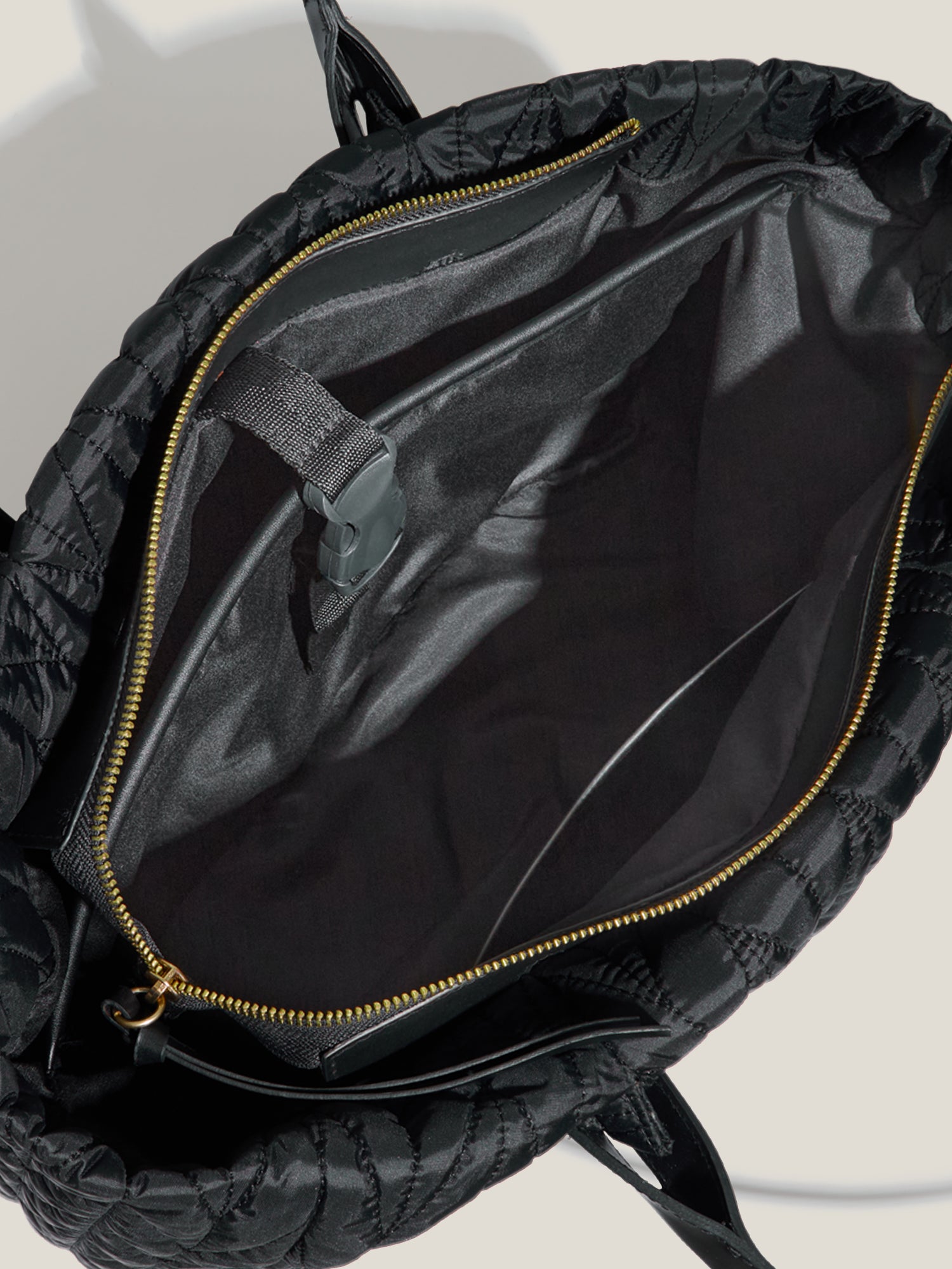 Bolsa Sport Nylon e PU Premium
